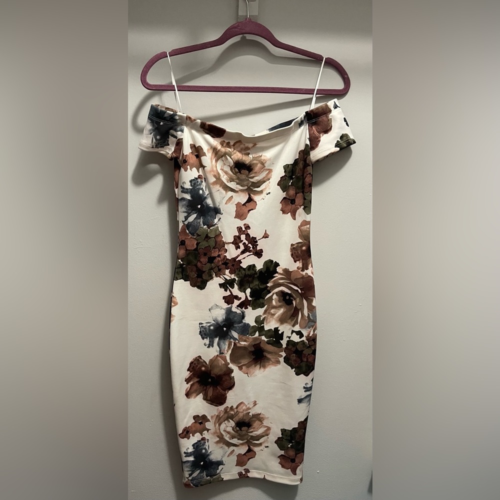 Windsor off-the-shoulder floral dress